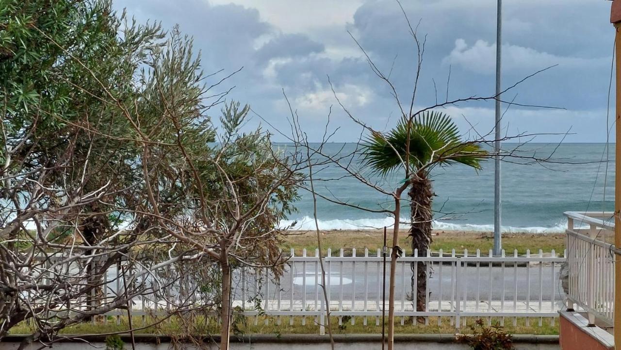 Villa Sevi Vrasná Dış mekan fotoğraf
